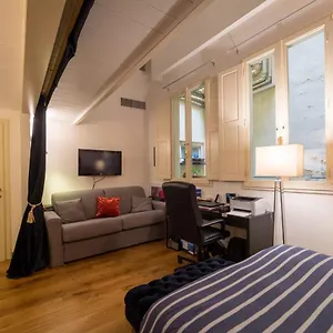  Apartment Ognissanti - Hosted By Sweetstay